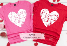 Load image into Gallery viewer, Distressed Heart